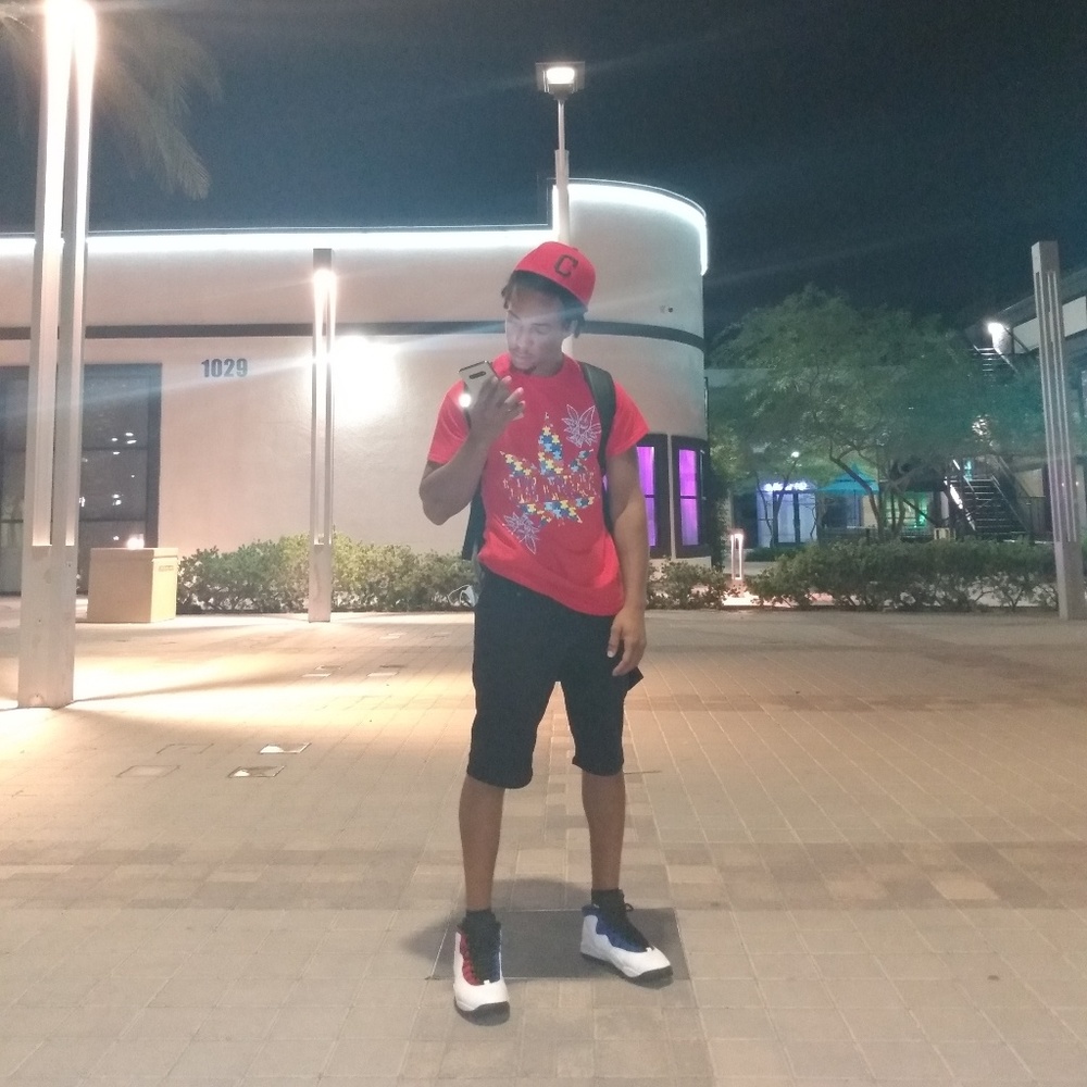 Meet your Posher, Miguel